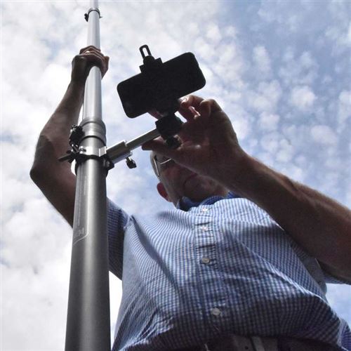 Secure Universal Phone Mounting Bracket for Camera Poles